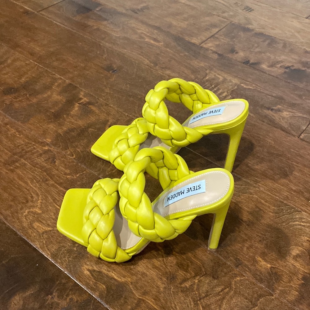 Steve Madden braided heels